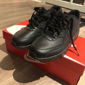 Air Max 90 Leather Triple Black